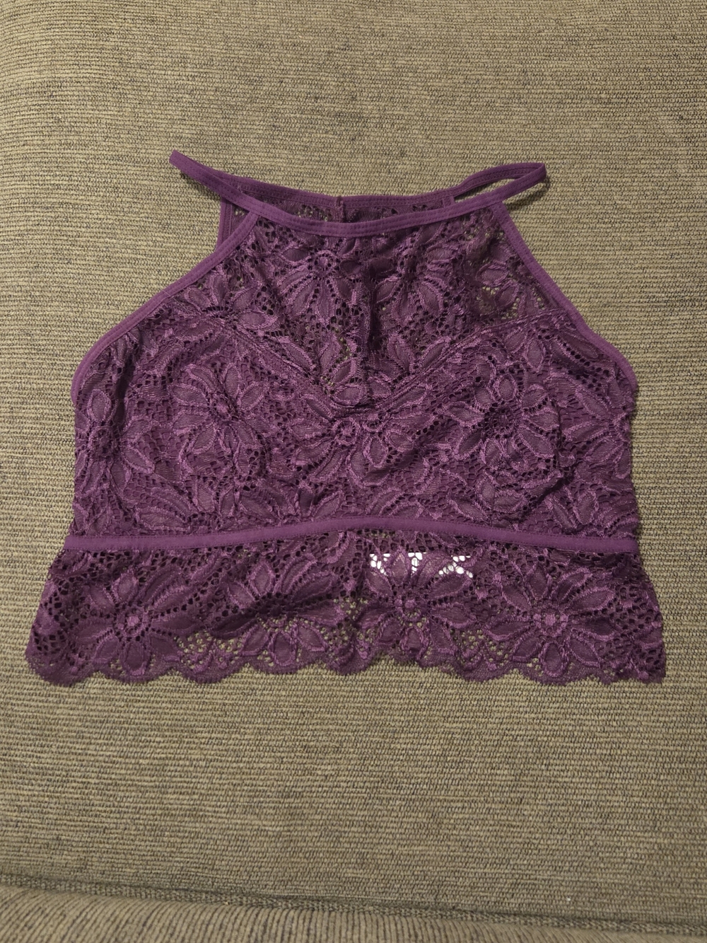 NWOT Zenana Outfitters Floral Lace Racerback High-Neck Bralettle - Peep Hole